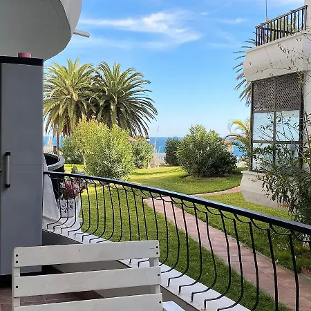 아파트 Acapulco Playa 100 Casasol 네르하